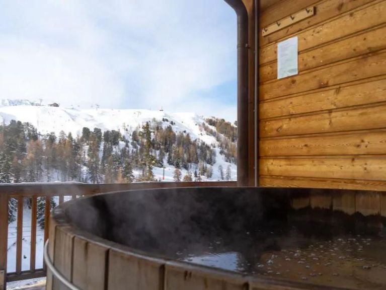 Chalet Carlina Hugo - met sauna en outdoor hot tub
