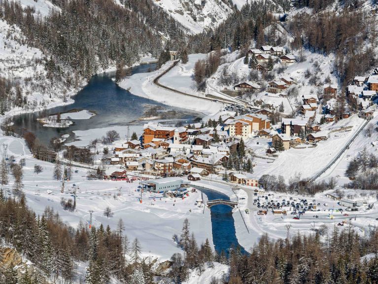 Chalet-appartement Eagle Lodge met whirlpool