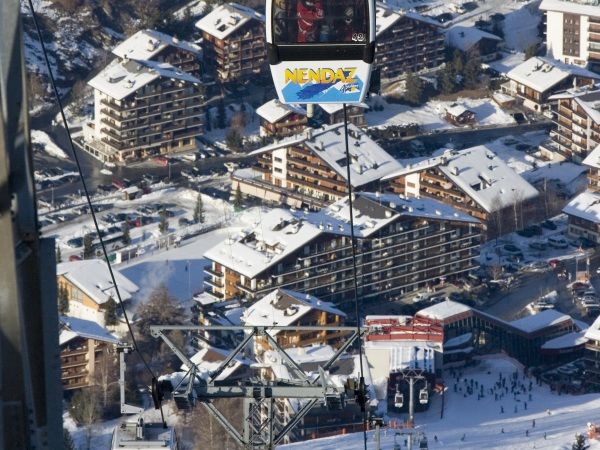 Skidorp Sfeervol wintersportdorp in het hart van Les Quatre Vallées-1