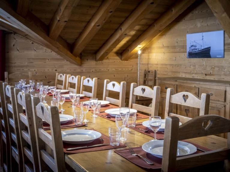 Chalet du Cocoon Pierra Menta 2 met sauna en gedeelde buiten-whirlpool