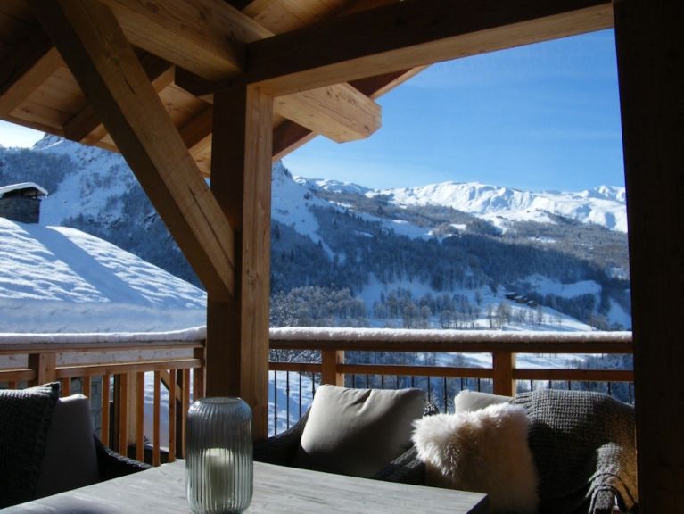 Chalet Caseblanche Augustine met houtkachel en sauna