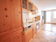 Chalet-appartement Karli Top 2-8