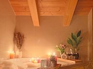 Chalet Marguerite met buiten-whirlpool-11