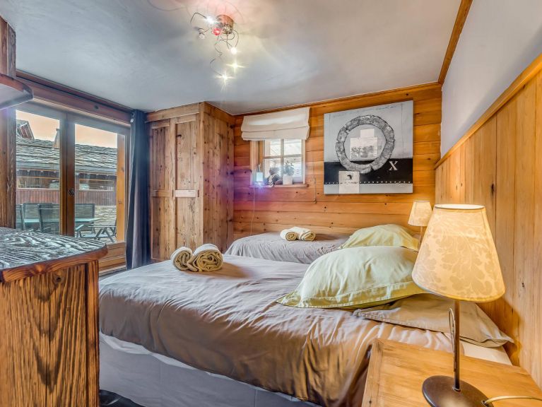 Chalet Iseran met buiten-whirlpool, sauna en hammam
