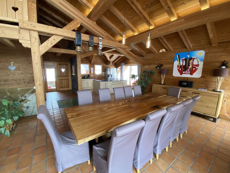 Chalet CYA01