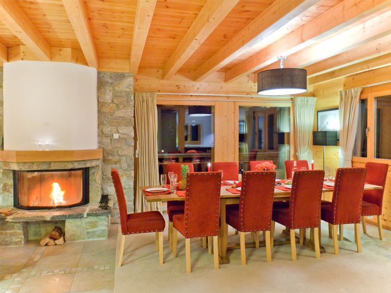 Chalet Teychenne Mungo met sauna en outdoor-whirlpool