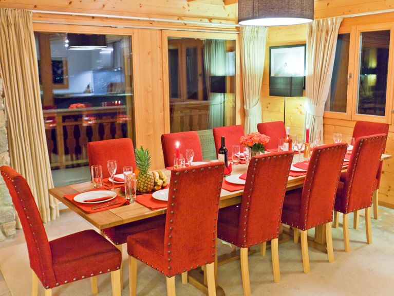 Chalet Teychenne Mungo met sauna en outdoor-whirlpool