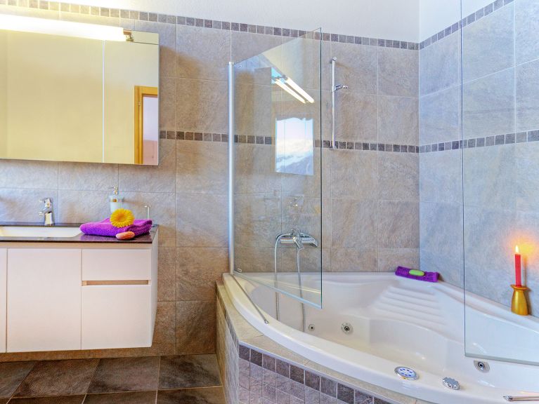 Chalet Teychenne Mungo met sauna en outdoor-whirlpool