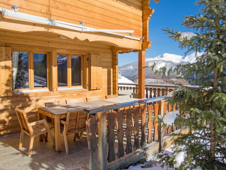 Chalet Teychenne Mungo met sauna en outdoor-whirlpool