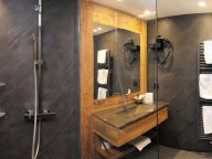 Chalet Prestige l'Atelier met sauna en buiten-whirpool-15