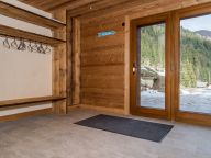 Chalet Les Bucherons met buiten-whirlpool-17