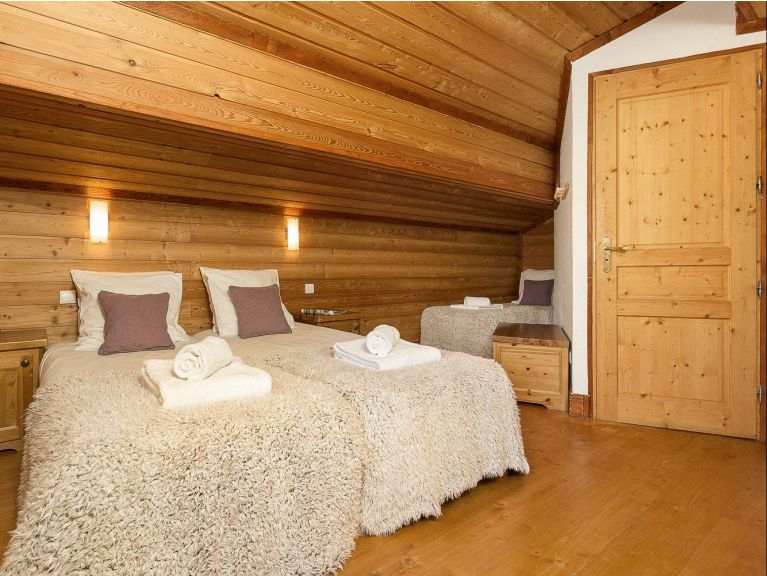 Chalet de L'Altiport Type DGA o.a. Anika