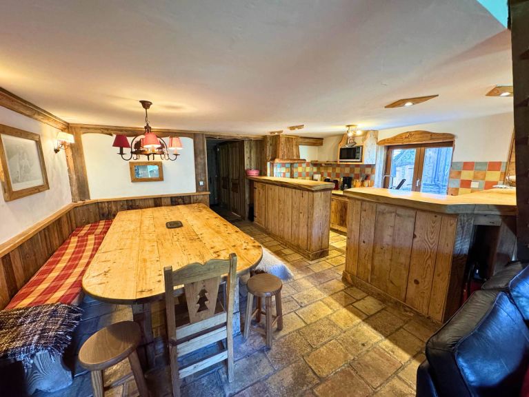 Chalet Necou met sauna