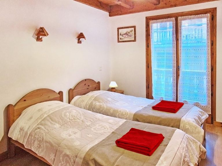 Chalet De La Cote