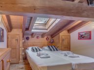 Chalet Zanskar met buiten-whirlpool-23