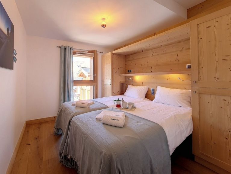 Chalet Caseblanche Litote met open haard en sauna