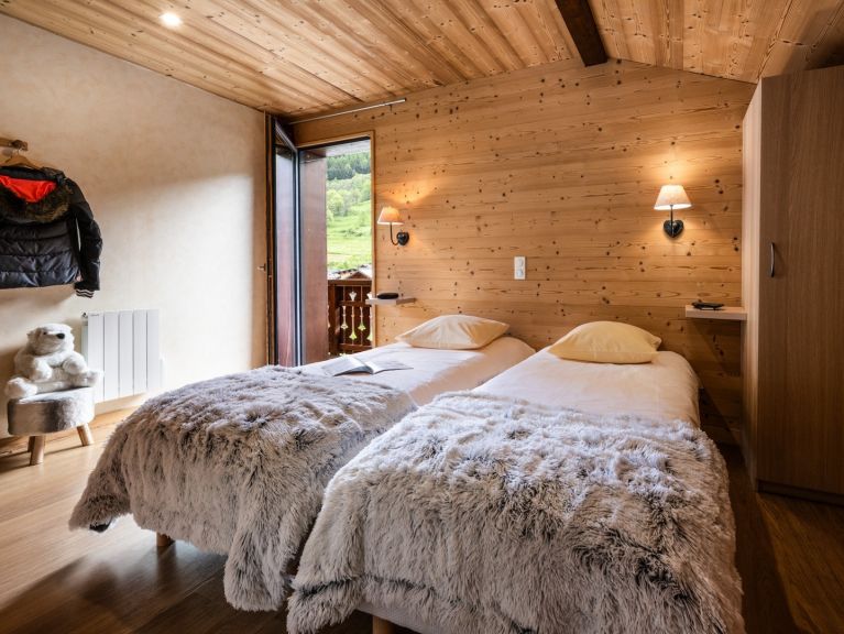 Chalet Lacuzon Snow Pearl