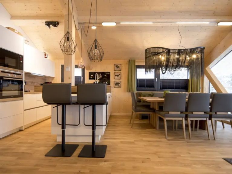 Chalet Reiteralm met outdoor hot tub
