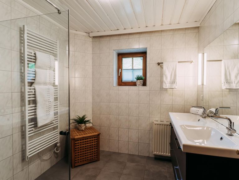 Chalet Barney