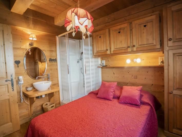 Chalet Le Noisetier met buiten-whirlpool
