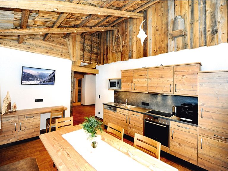 Chalet-appartement Berghof tweede verdieping, met (privé) infraroodcabine