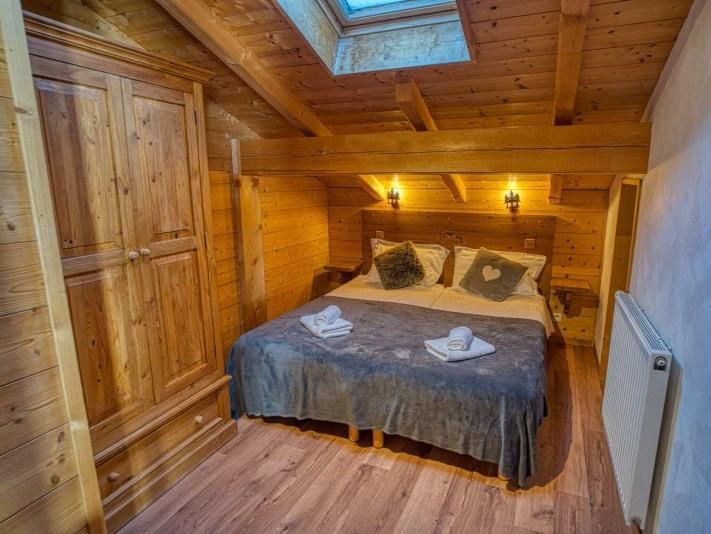 Chalet Les 2 Vallees met buiten-whirlpool en sauna
