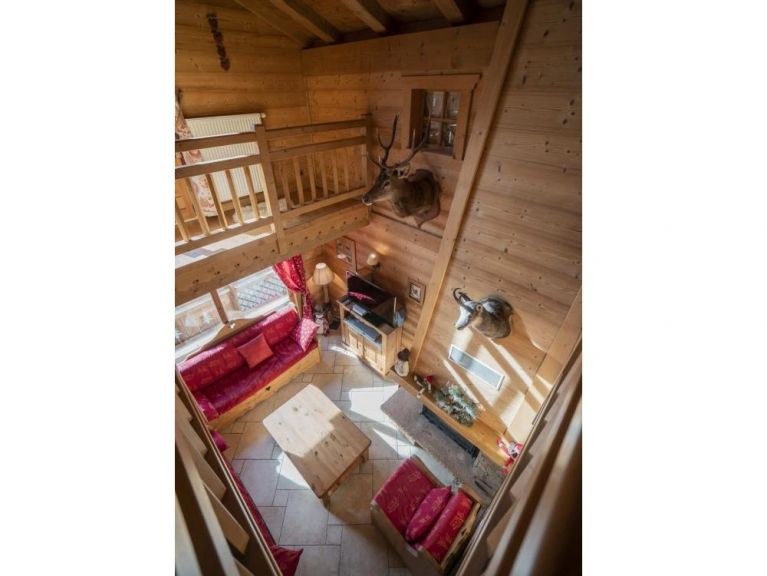 Chalet Le Noisetier met buiten-whirlpool