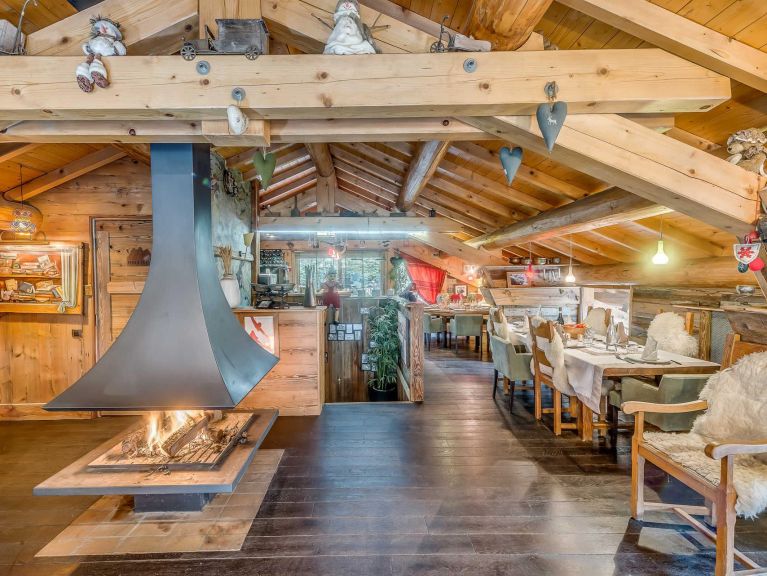 Chalet Iseran met buiten-whirlpool, sauna en hammam