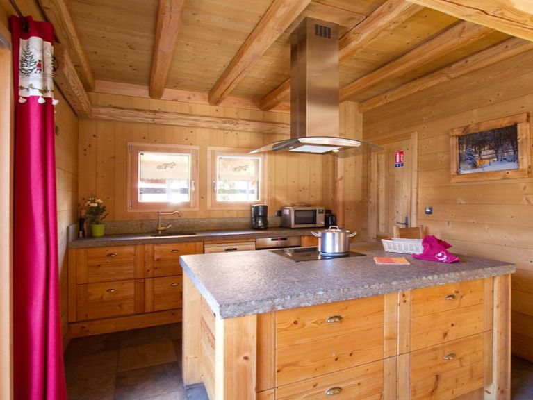 Chalet Le Prestige Lodge met privé-zwembad