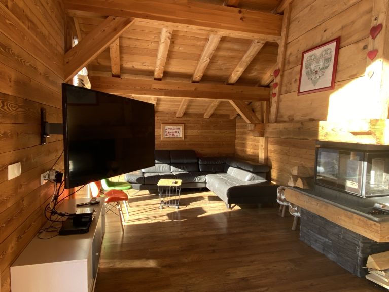 Chalet CYA01