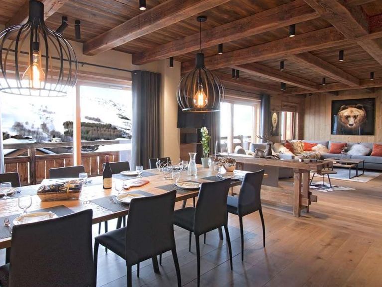 Chalet Le Lys met privé-zwembad