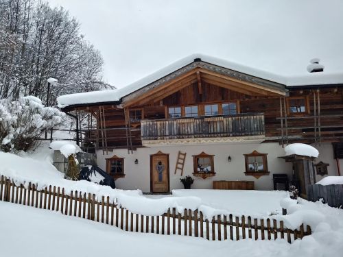 Almchalet Schneeberg