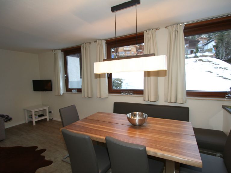 Appartement Hoss Top 18