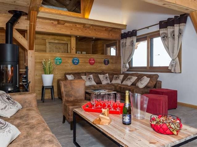 Chalet Emilie met buiten-whirlpool