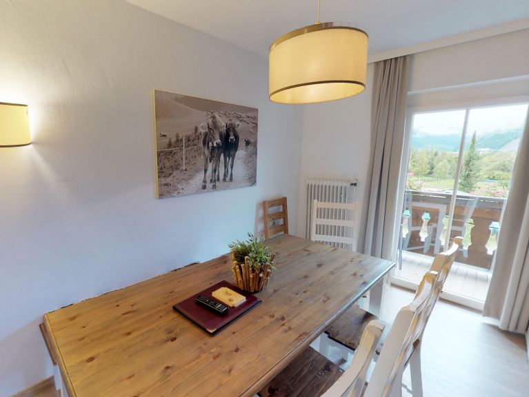 Chalet Edelweiss am See Combi, 5 apt. incl. gezamenlijke keuken en eetruimte