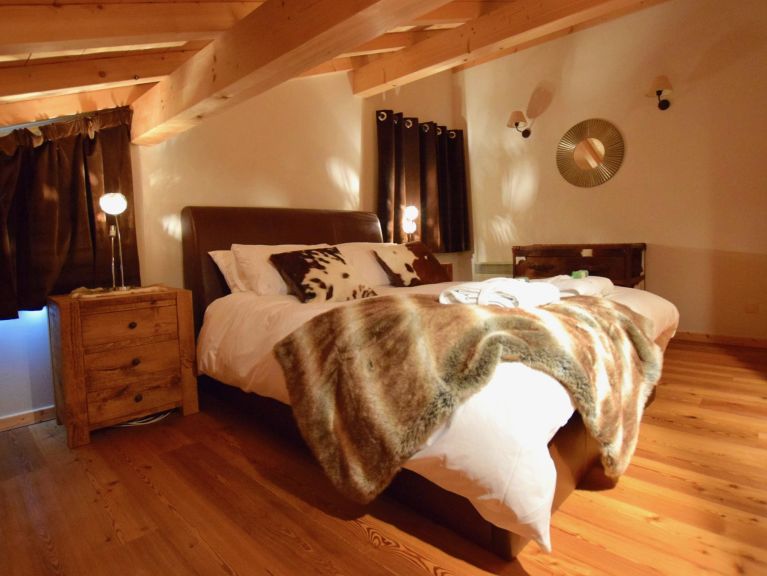 Chalet Imperial met sauna en buiten-whirlpool