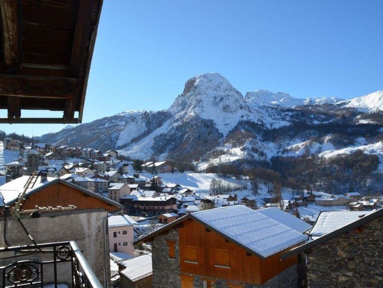 Chalet La Tarine