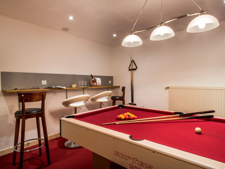 Chalet Lacuzon Snow Paradise