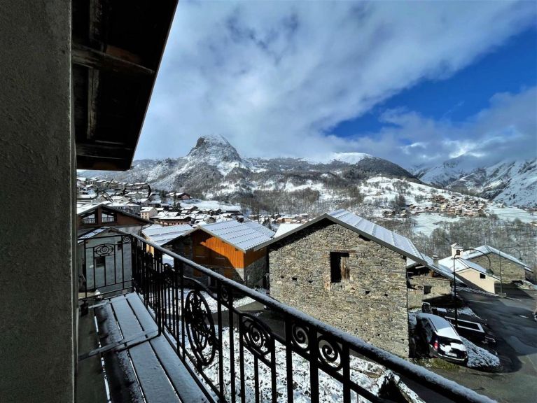 Chalet La Tarine