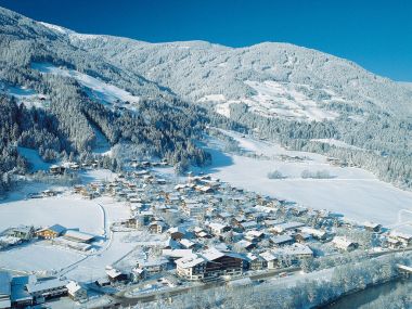 Skidorp Stumm (bij Kaltenbach)