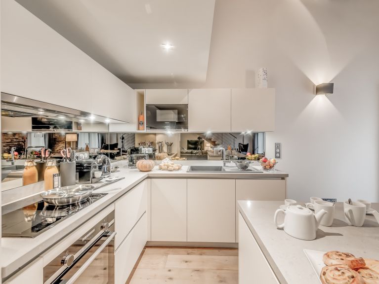 Chalet-appartement Eagle Lodge met whirlpool