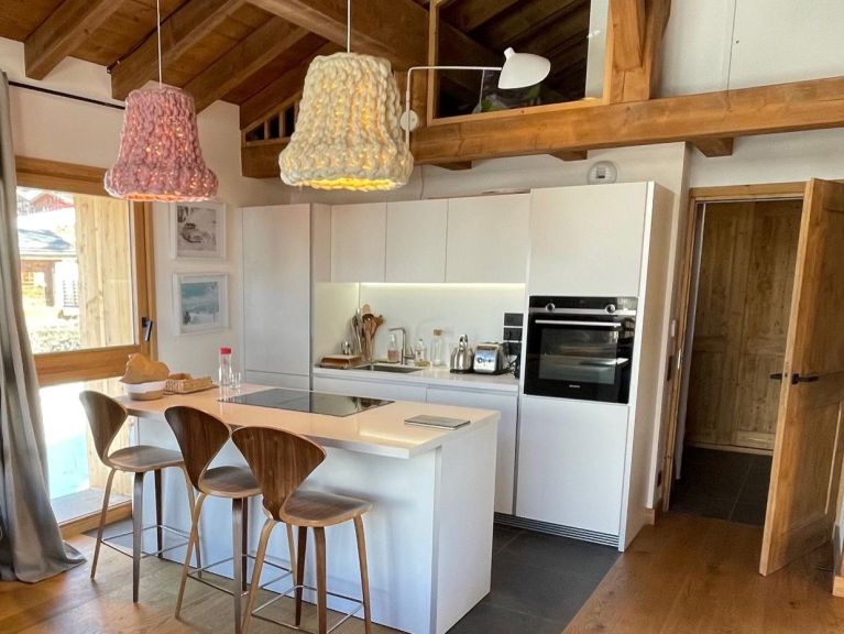 Chalet Caseblanche Felicita met houtkachel en buiten-whirlpool