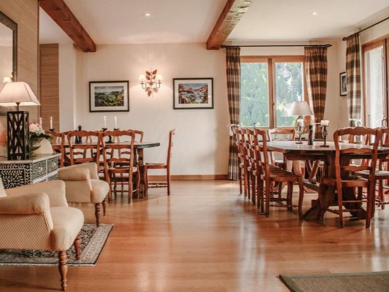 Chalet Saskia met sauna en buiten-whirlpool